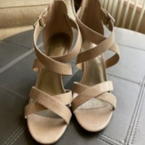 Worthington Cari taupe size 9.5m